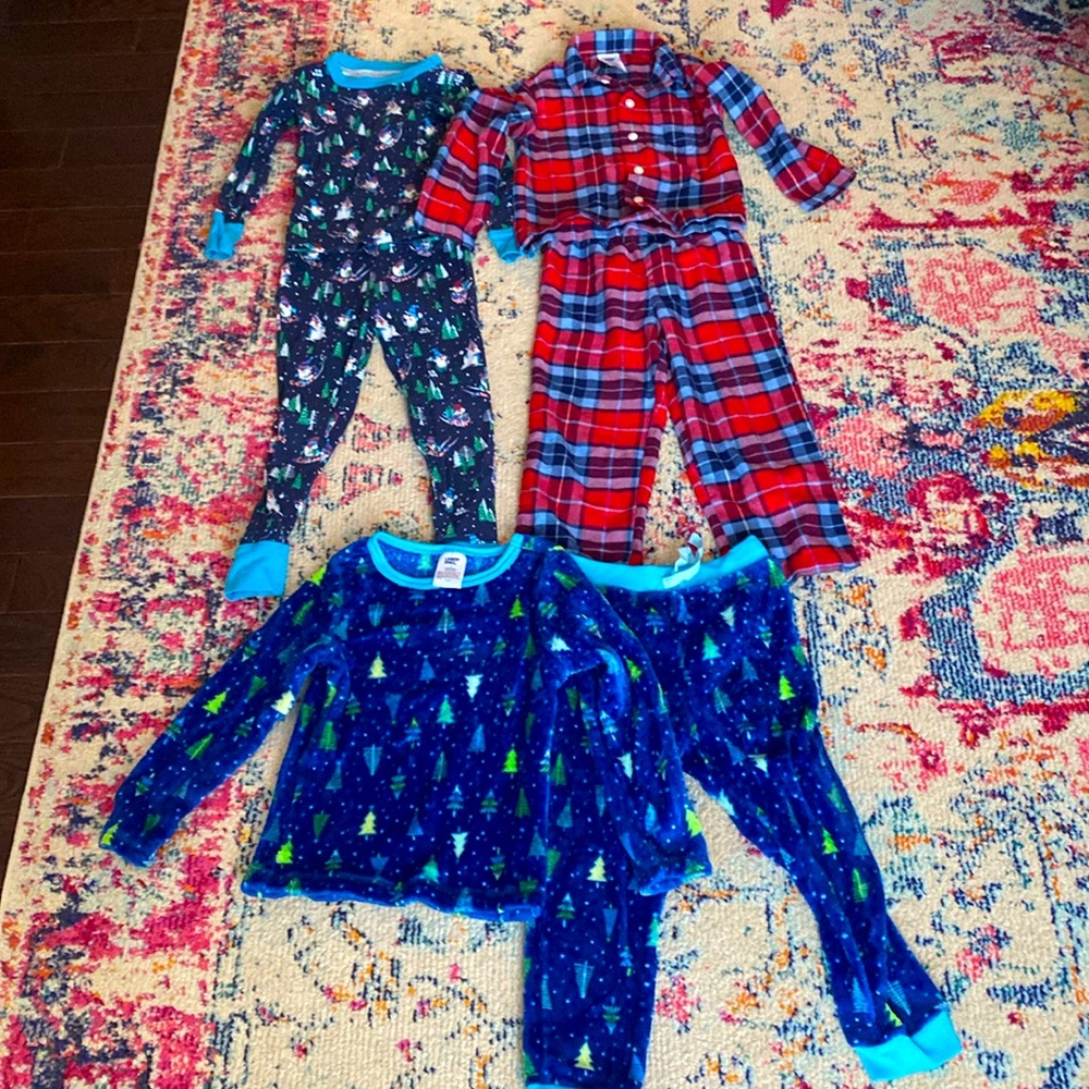 Trio of high quality Lands End boys winter pjs size 6
